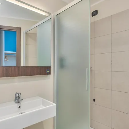 米兰赛尼斯加里波第酒店 酒店