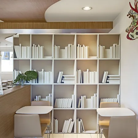 米兰赛尼斯加里波第酒店 米兰