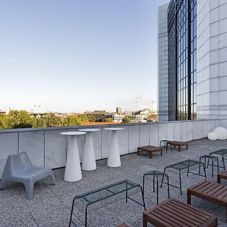 米兰赛尼斯加里波第酒店 酒店