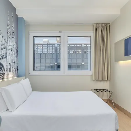 Cenisio Garibaldi Hotel Milán