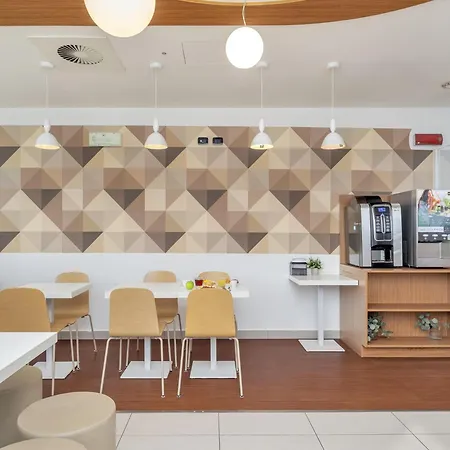 Cenisio Garibaldi Milánó