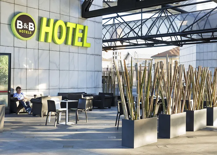 Szálloda Cenisio Garibaldi 3*