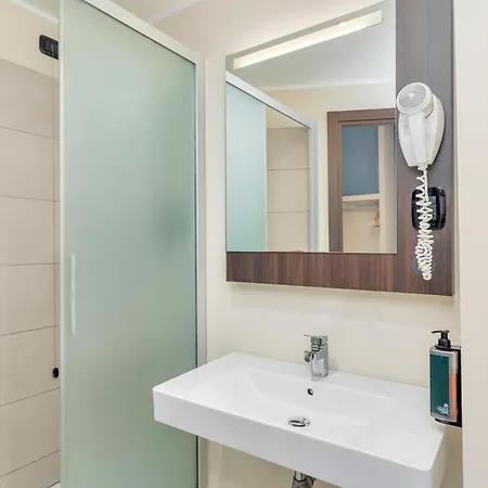 Cenisio Garibaldi 3* Milaan